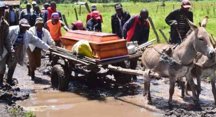 Road from hell in Siaya where ferrying the sick, dead is a nightmare