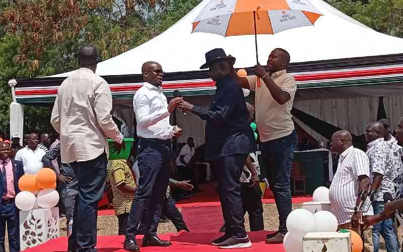 Ruto, Oburu lead Sh21 million funds drive in aid of Gem widows