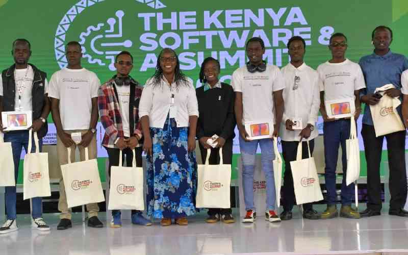 Siaya youth teams feted at Kenya software and AI summit