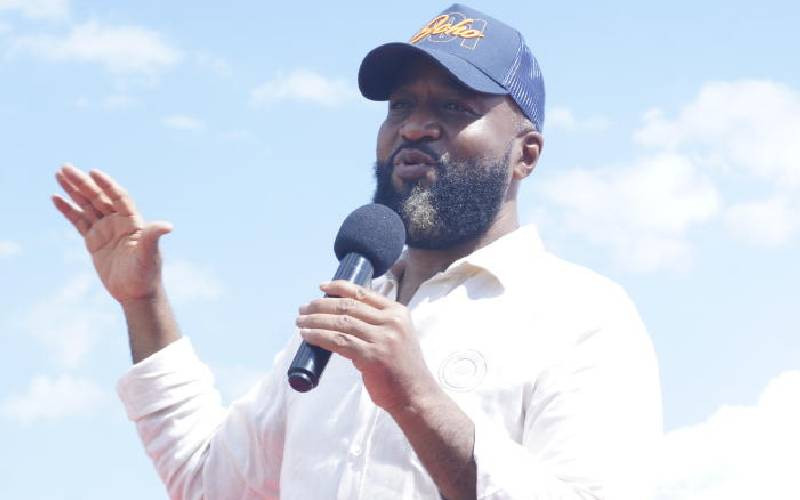 Mixed reactions over Joho's no...