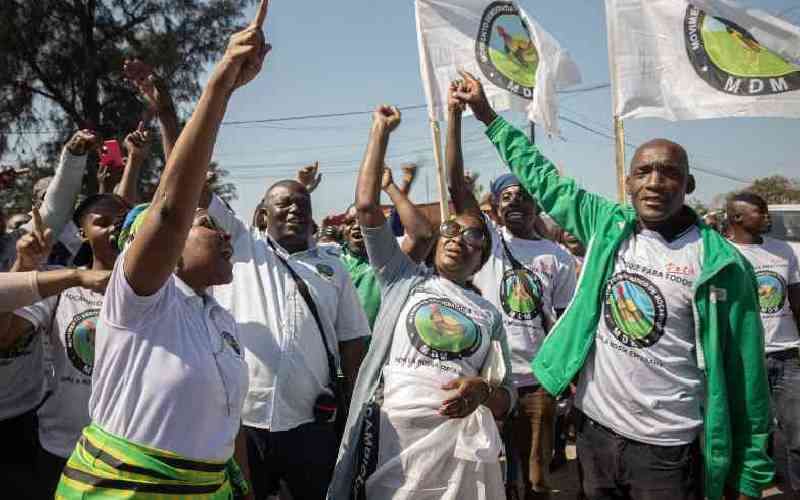 Mozambique president calls opposition leader to vote talks