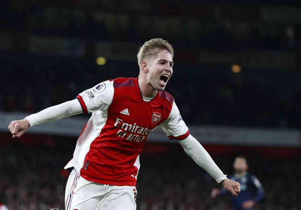 Arsenal's Smith Rowe has groin surgery, out until December