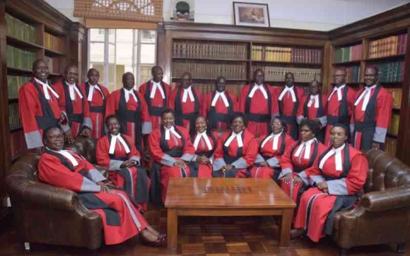 Ruto swears in 20 High Court judges, stresses integrity