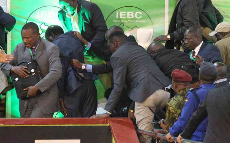 Which way IEBC? Chebukati, Guliye set to retire and commissioners wanted out