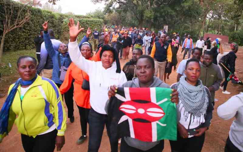 No feasting as Raila Odinga is laid to rest in Bondo
