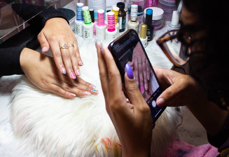 In love with gel manicure? Avoid these common mistakes