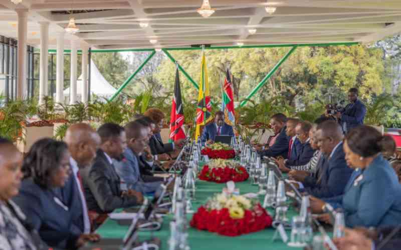 President's 'last supper' with CSs before axe falls
