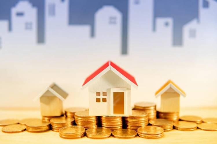 Banks push green mortgages with extra cash for eco homes