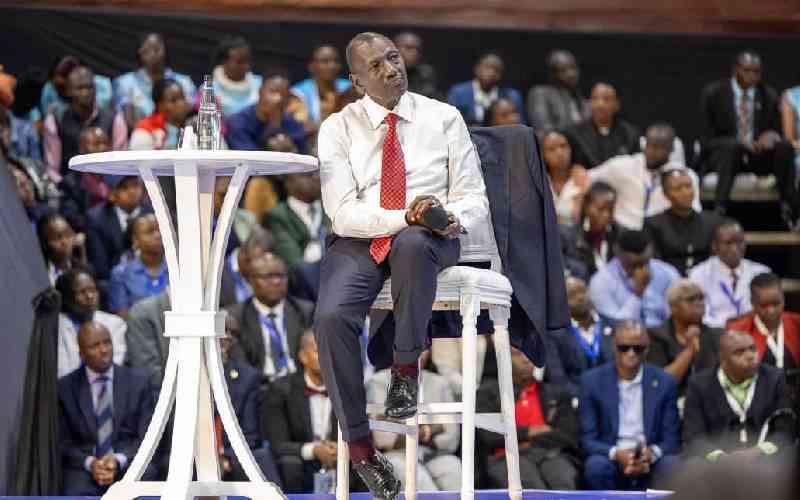 Ruto packs 'townhall' to answer own questions, as patients wait for miracle