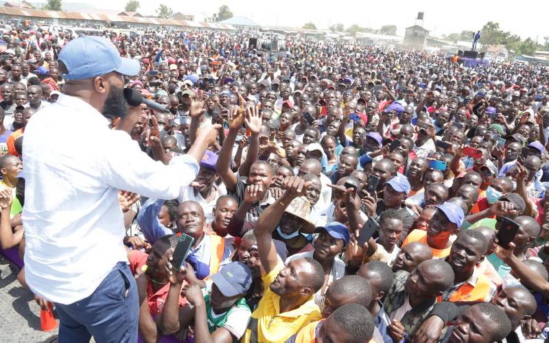 Joho challenges Ruto to surrender 2,500-acre land to Coast Squatters