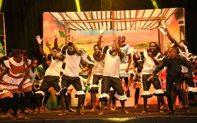 Ministry clamps down on drama festivals to limit controversial works