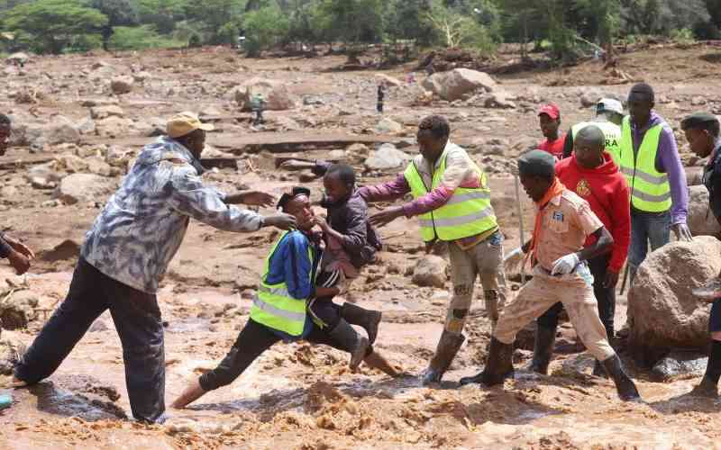 Anger at State's delayed help, confusion amid devastation