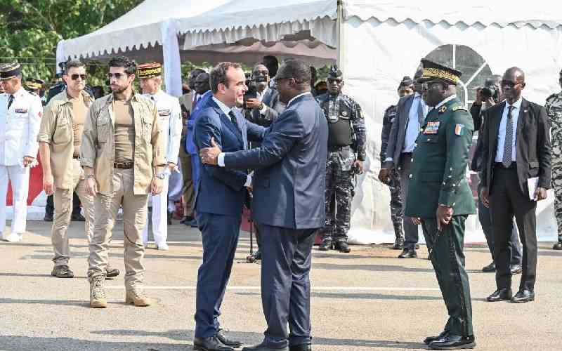 France returns sole military base to Ivory Coast