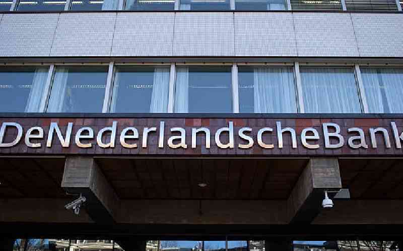 Dutch central bank warns of stagnant economic growth