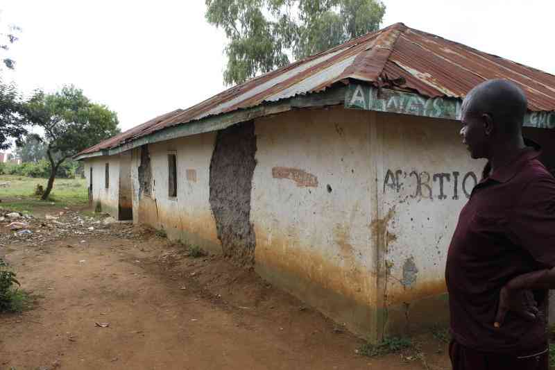 Bondo residents fault Orengo's Sh25 million ECD project