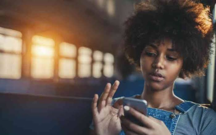 CBC can help restore social media-driven loss of esteem