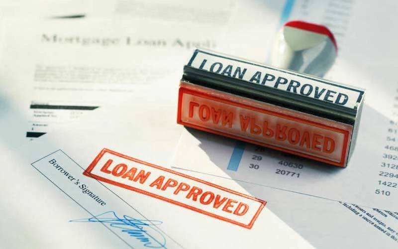 Kenyans turn to advance loans as salary delays bite