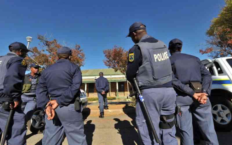 South Africa arrests 1,000 illegal miners