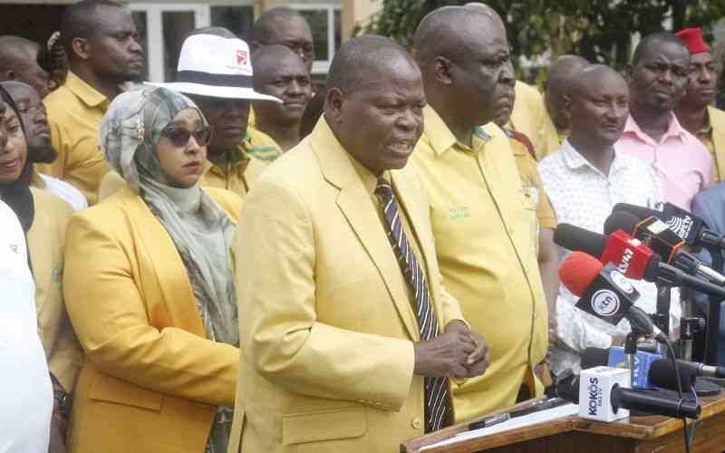 Teachers threatens national exams boycott over low pay