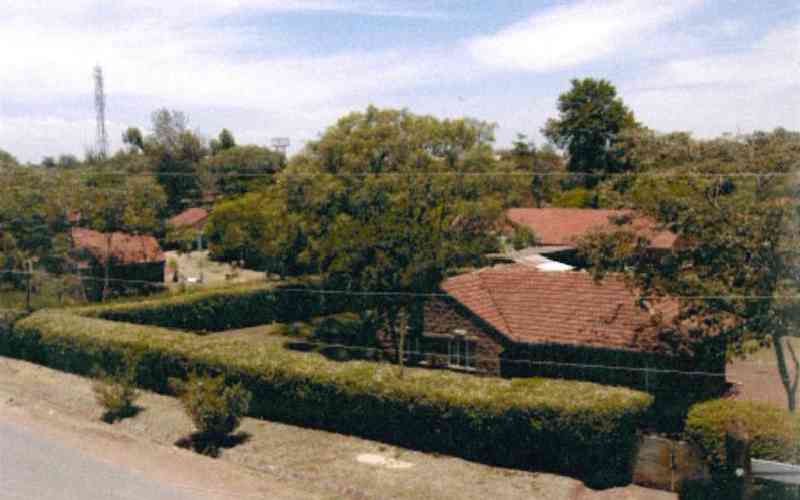 Tensions escalate in Woodley as houses are set for demolition