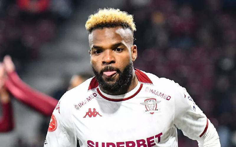 Gabon striker Boupendza dies after 11th floor fall