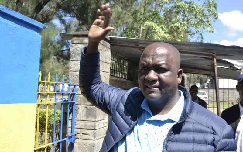 Executive lapdog: As politicians beat the drums of war, the NCIC appears muzzled