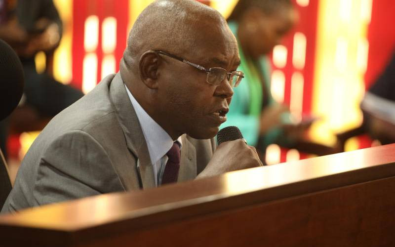 Kenyan central bank cuts bench...