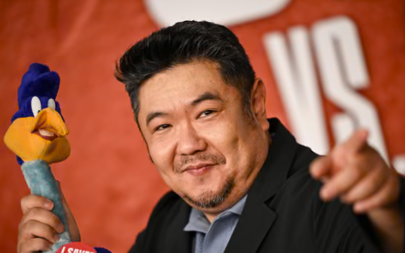 Bugs Bunny voice actor Eric Bauza dies aged 46