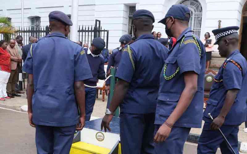 Eastleigh traders accuse county askaris of harassment