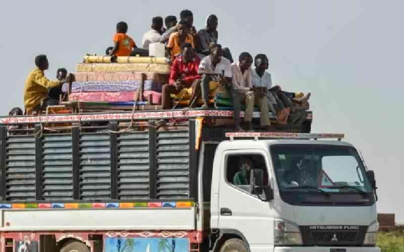 Airstrikes, artillery, killings in Sudan as humanitarian aid stalls