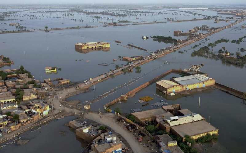 Global warming, other factors worsened Pakistan floods, study finds