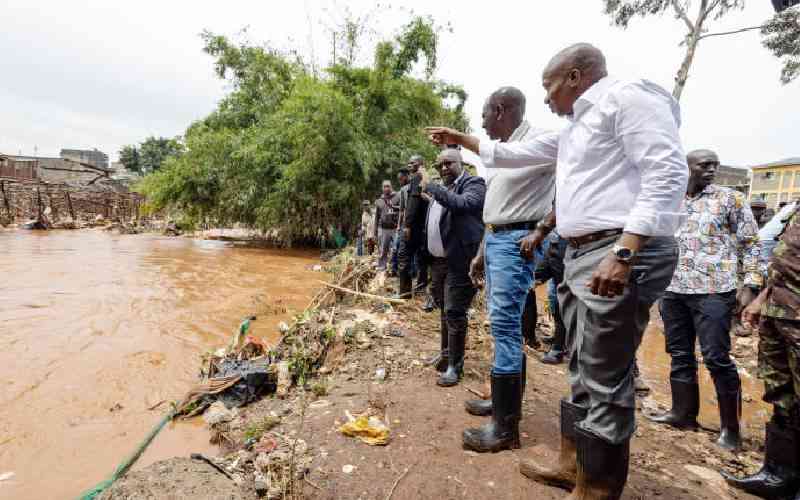 East Africa floods affecting 750,000 people kill more than 235