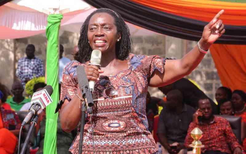Kalonzo Musyoka, Martha Karua differ over Kamwene caucus