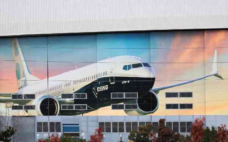 Boeing workers threaten strikes at fighter jet factories