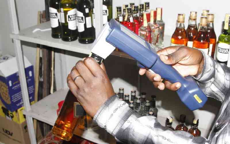 Open liquor stores, bar owners demand as vetting deadline for licenses lapses