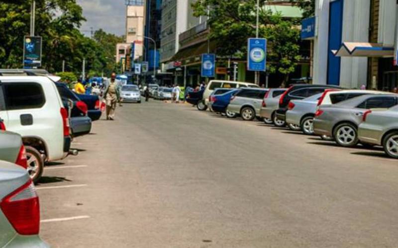 Man gathers three fake police recruits at Nairobi CBD, cons them out of Sh1.8m