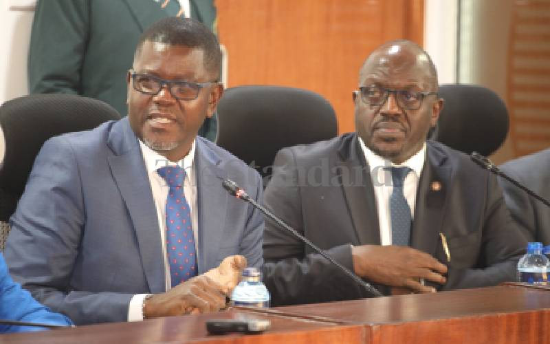 Lawmakers reject NPSC's draft on police recruitment
