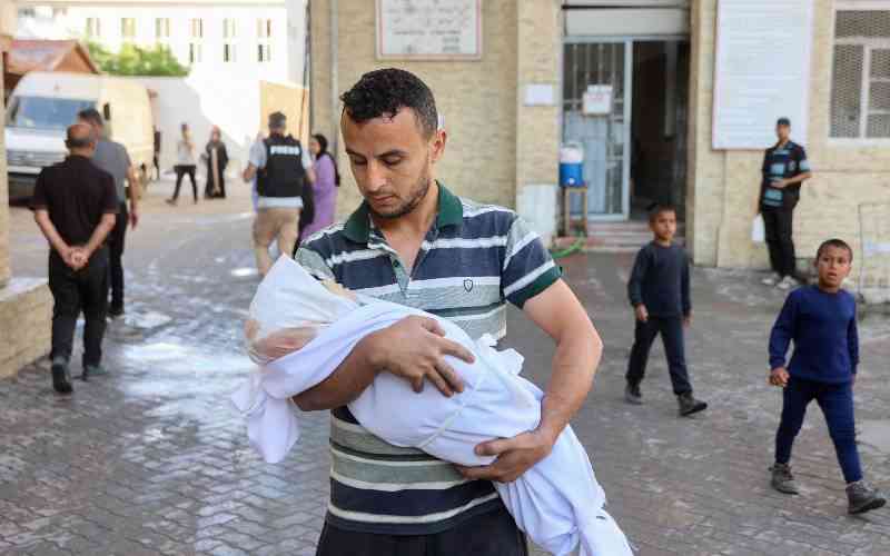 Israeli troops open fire during diplomats' tour in West Bank
