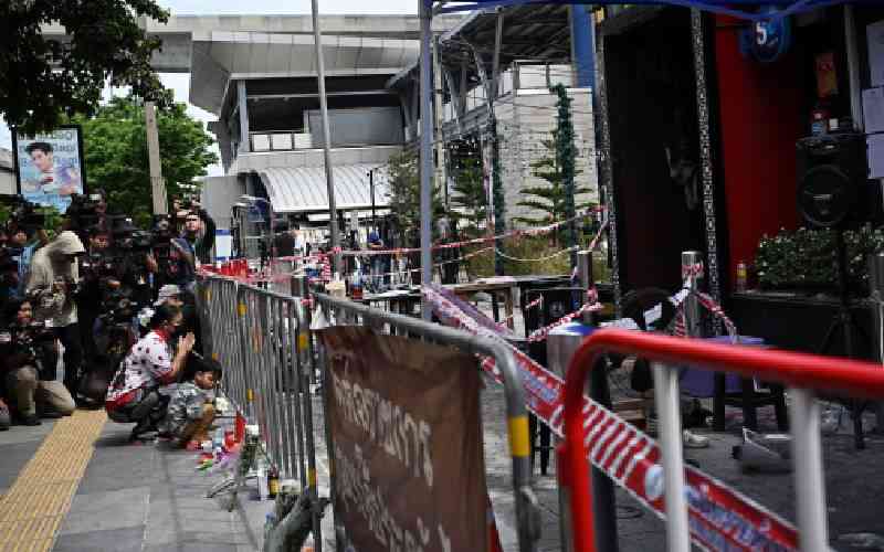 Families claim bodies as Bangkok fire toll rises to 30