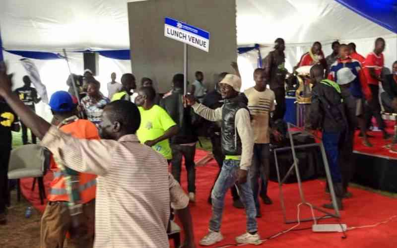 Protesters storm Chiloba meeting in Kisumu, eat food and force guests to flee