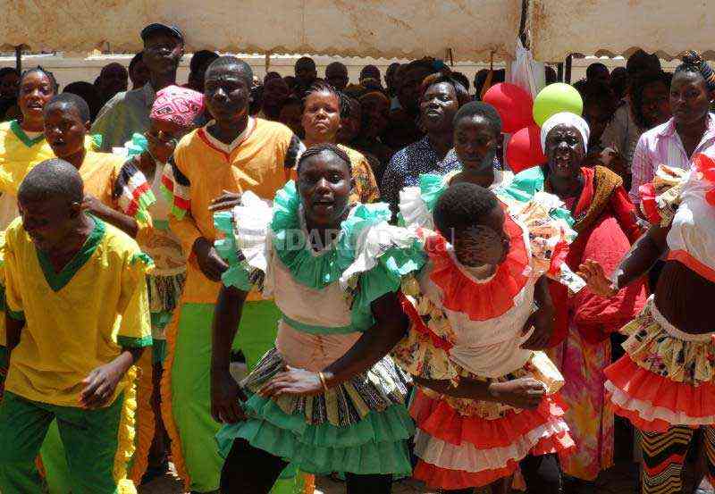 Isukuti, Twist, Moonwalk: Dance crazes that once ruled Kenya's dance floors