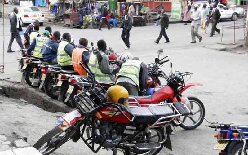 783 Kitui boda boda operators receive smart licences