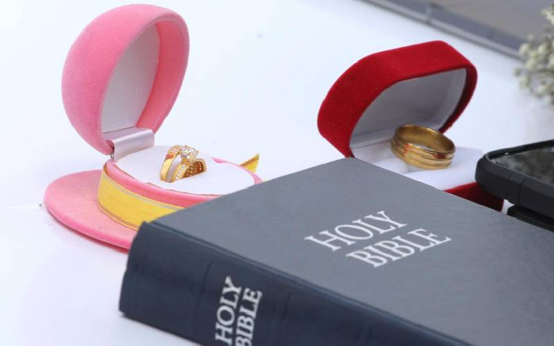 End of 'I do'? Urban couples find joy without formal marriage vows