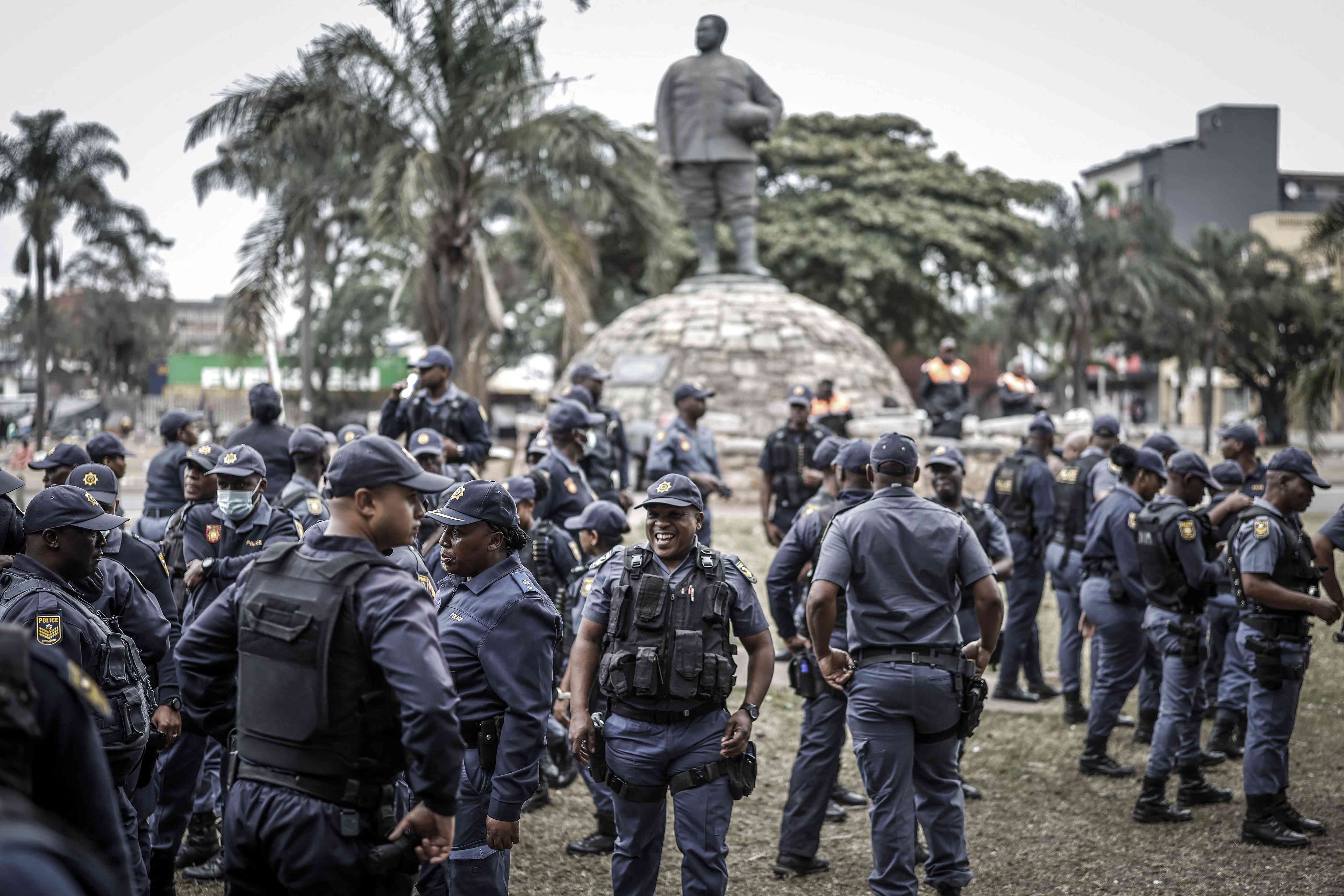 South Africa police deploy on protesters' anti-migrant 'deadline'
