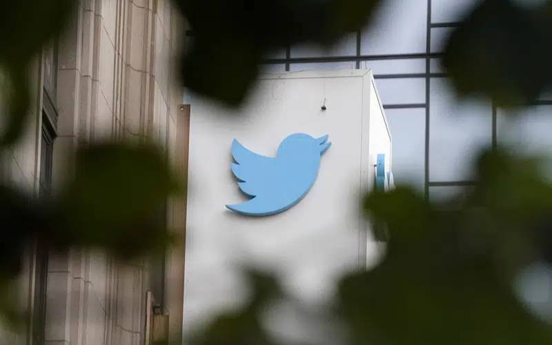 Twitter changes rules over account tracking Elon Musk's jet