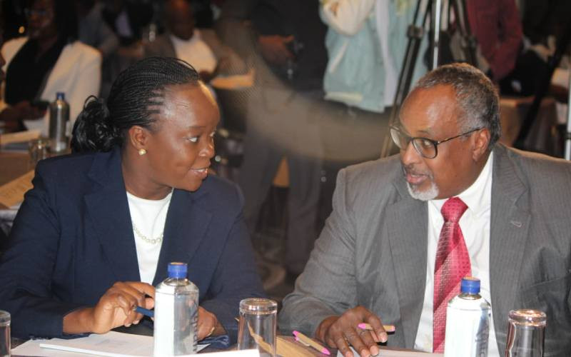 Experts push for early warning systems at climate forum
