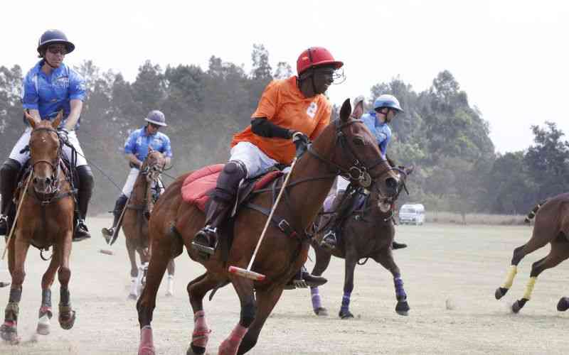 Cruiser Control collide with Furious Five in Mug of Mugs Plate final