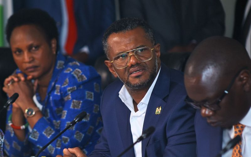 Omar tells IEBC he used figurative language on dead voters remarks