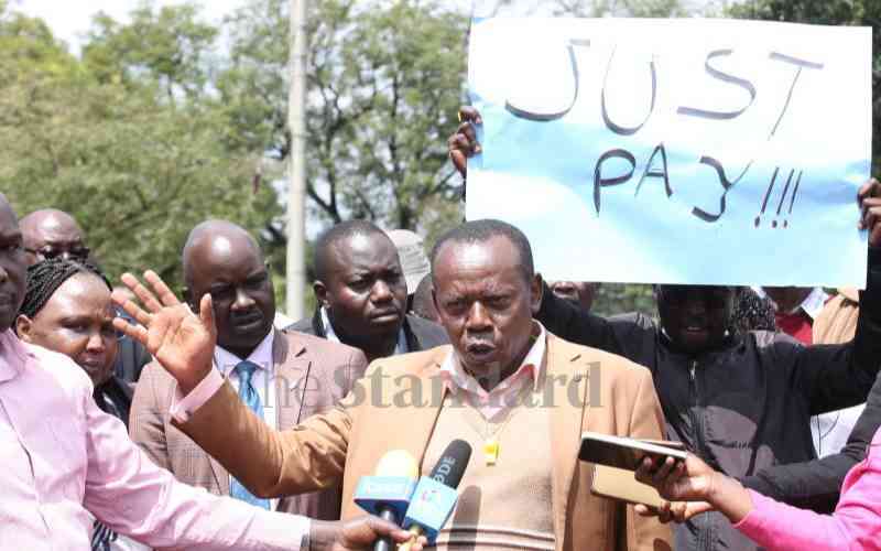 Moi University dons paralyse activities over pay arrears