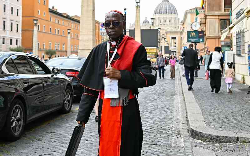 Cardinals hold last mass before conclave to elect pope